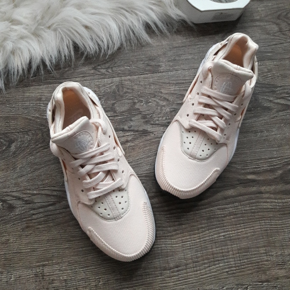 NEW Nike Air Huarache Run SE - Picture 3 of 8